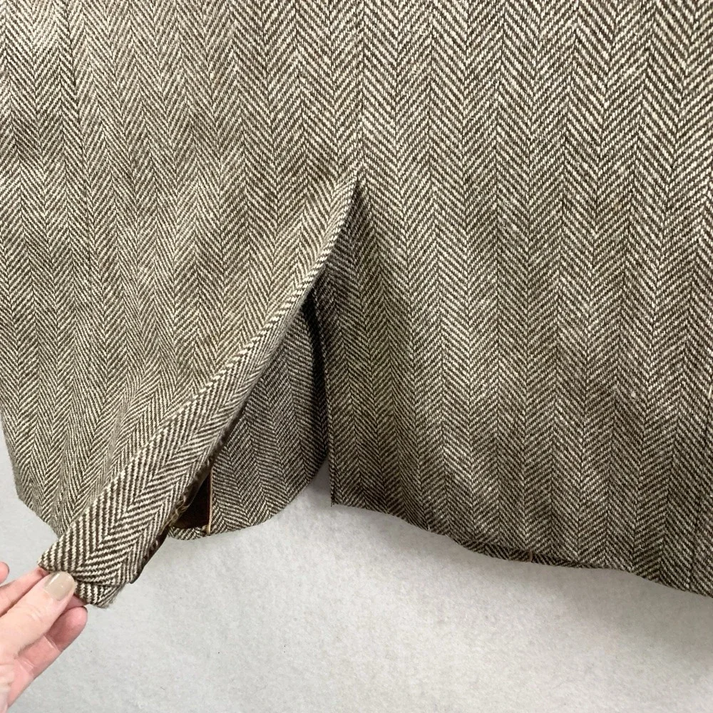 VTG Mens Herringbone Tweed Sport Coat Sz 44R Wood Buttons Ivy League Preppy
